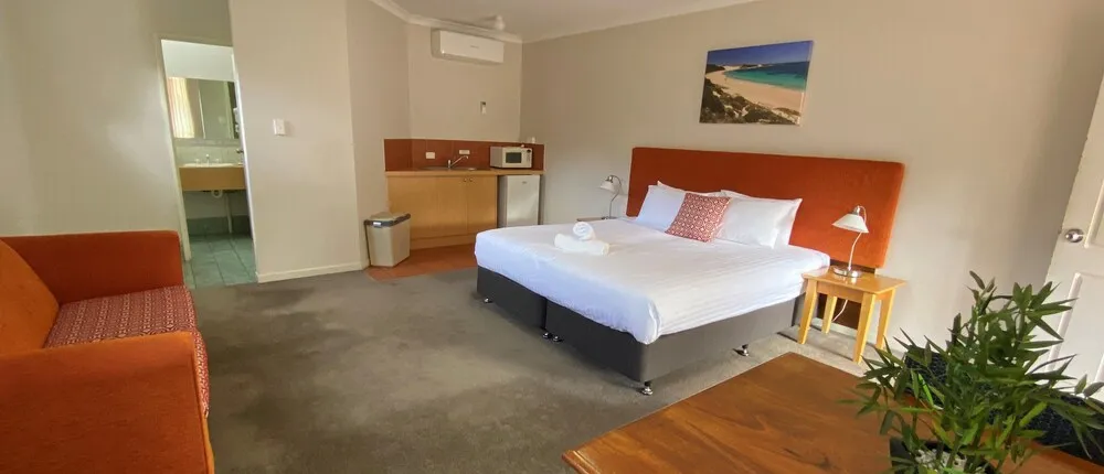 Higgins Lane Motel