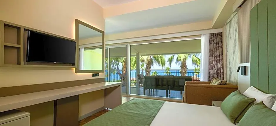 Crystal Flora Beach Resort - All Inclusive