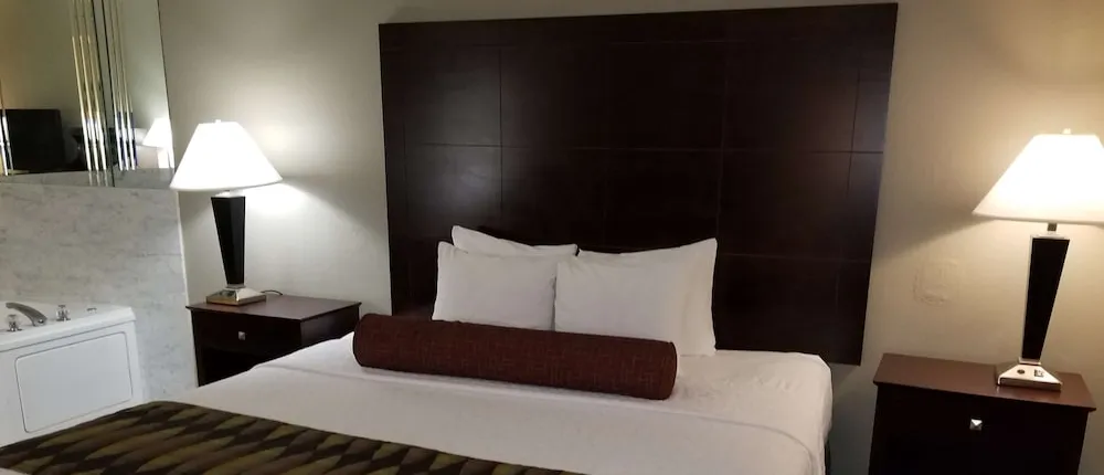 Best Western Plus O'Hare International South Hotel