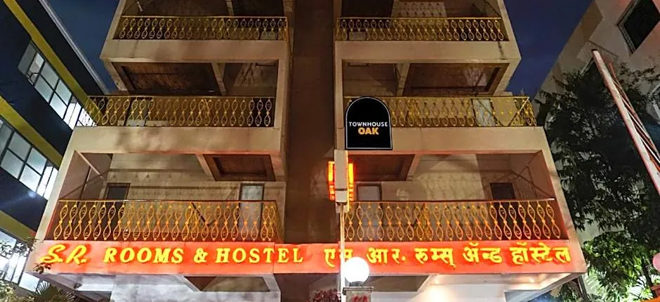 Townhouse OAK SR Hotel wakad