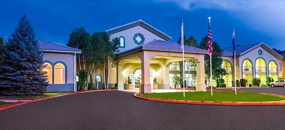 La Quinta Inn & Suites by Wyndham Conference Center Prescott