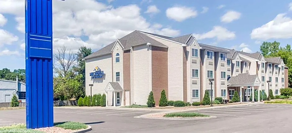 Microtel Inn & Suites By Wyndham Bath