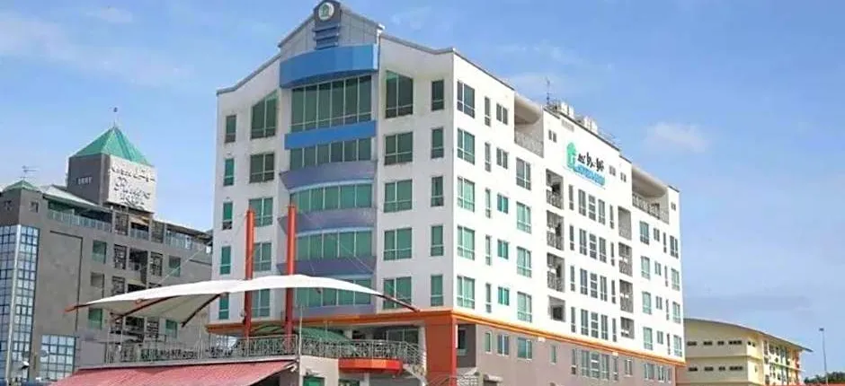 Plaza Sutera Biru Hotel