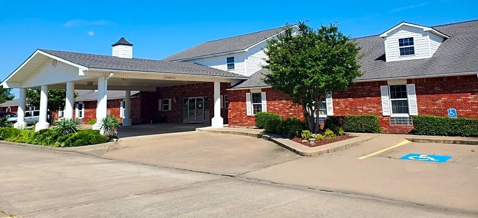 Candlelight Inn Suites Hwy 69 near McAlester
