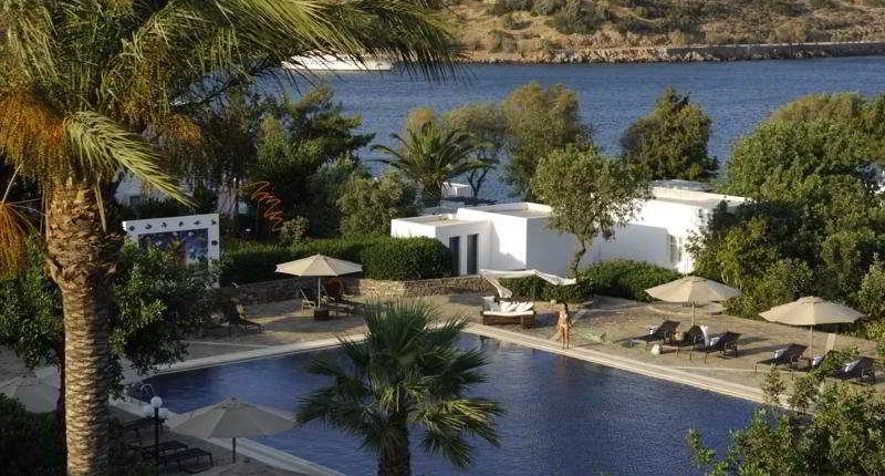 Minos Beach art hotel