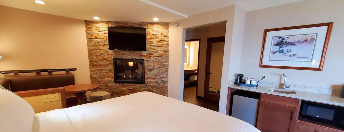 Best Western Plus Superior Inn