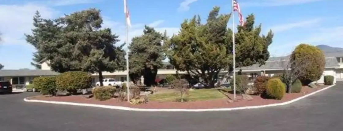 Econo Lodge Inn & Suites Central