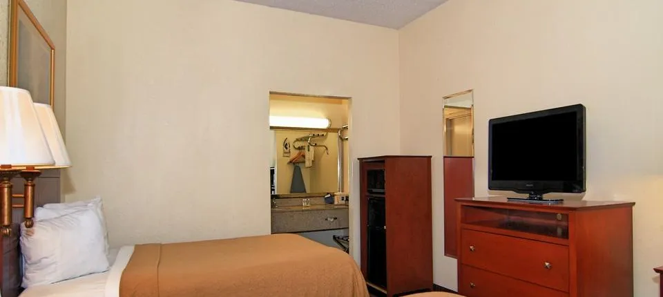 Quality Inn Goodlettsville