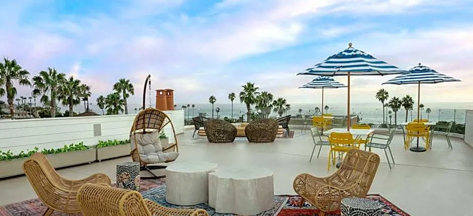 Cardiff By The Sea Lodge