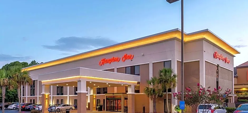 Hampton Inn By Hilton Biloxi/Ocean Springs