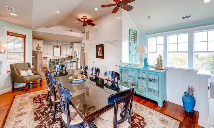 Bella Vista 6 Bedroom Holiday Home by Bald Head Island