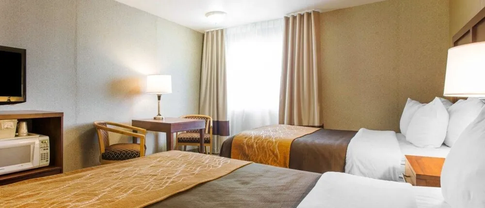 Comfort Inn & Suites Moreno Valley near March Air Reserve Base