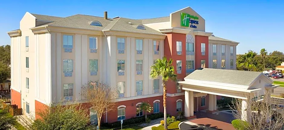 Holiday Inn Express Uvalde By IHG