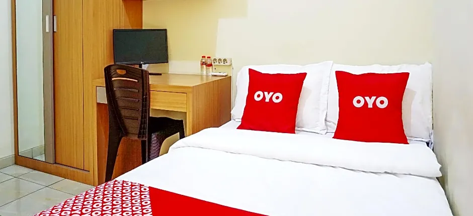 Super OYO Flagship 90723 Berlima Guest House Syariah