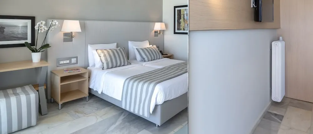 Acharavi Beach Hotel
