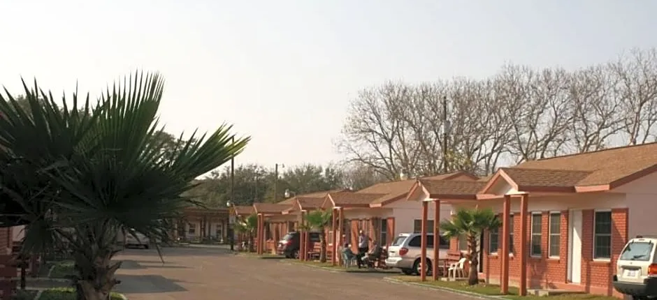 Bayfront Cottages