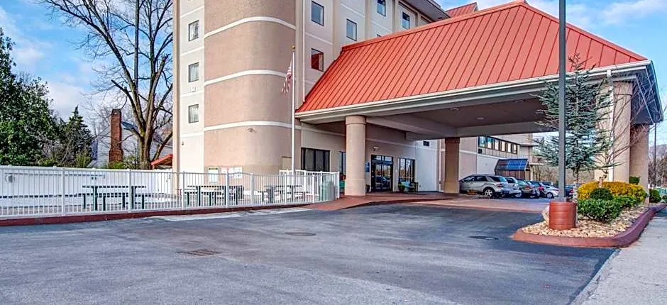 River Bend Inn - Pigeon Forge