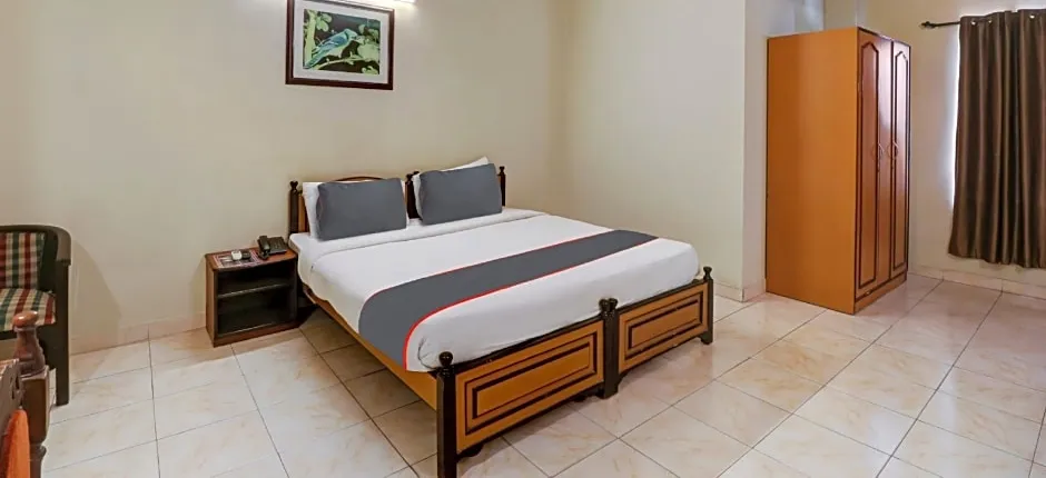 SUPER COLLECTION O GREEN VIEW HOMES Near Nexus