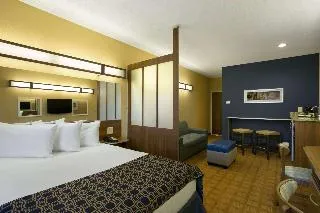 Microtel Inn & Suites by Wyndham Washington / Meadow Lands