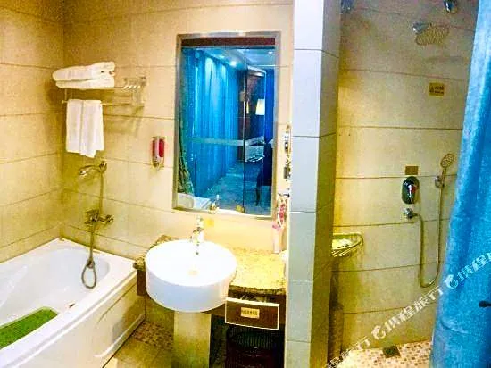 Friendship Peak Hotel