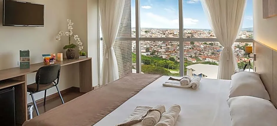 Tryp by Wyndham Varginha Cafe Royal