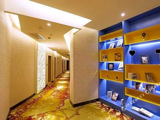 Crown Plaza Hotel