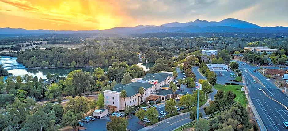 Hilton Garden Inn Redding