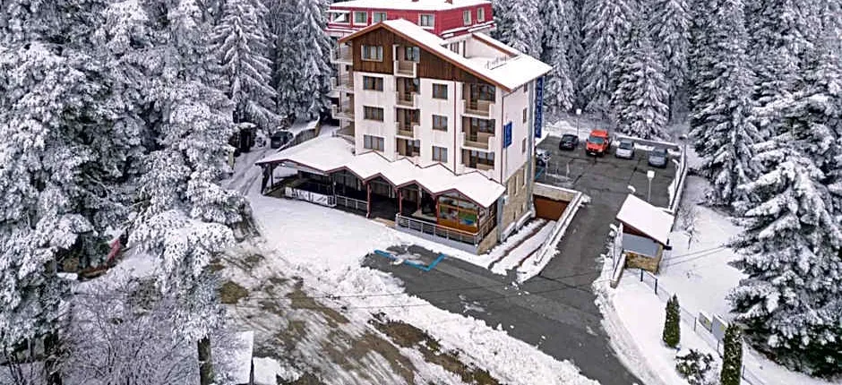 The Lodge Hotel