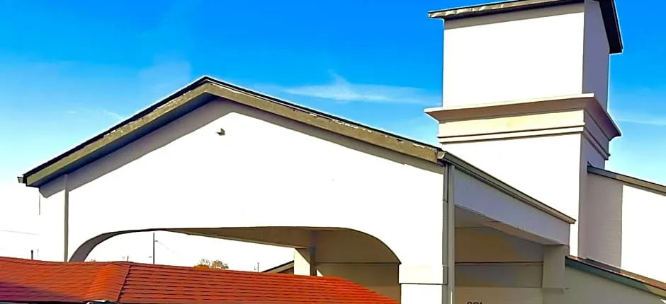 Ramada by Wyndham Columbia