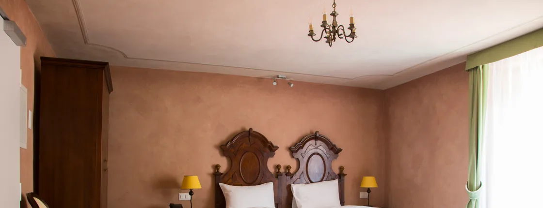 BOUTIQUE & BUSINESS HOTEL LA TURETA