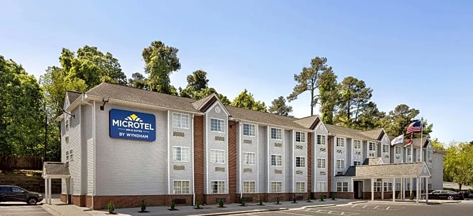 Microtel Inn & Suites by Wyndham Raleigh