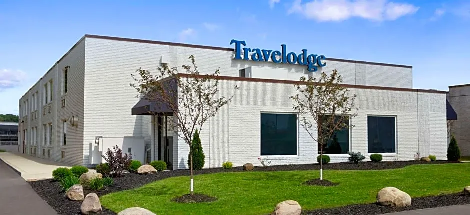 Travelodge by Wyndham Hubbard OH