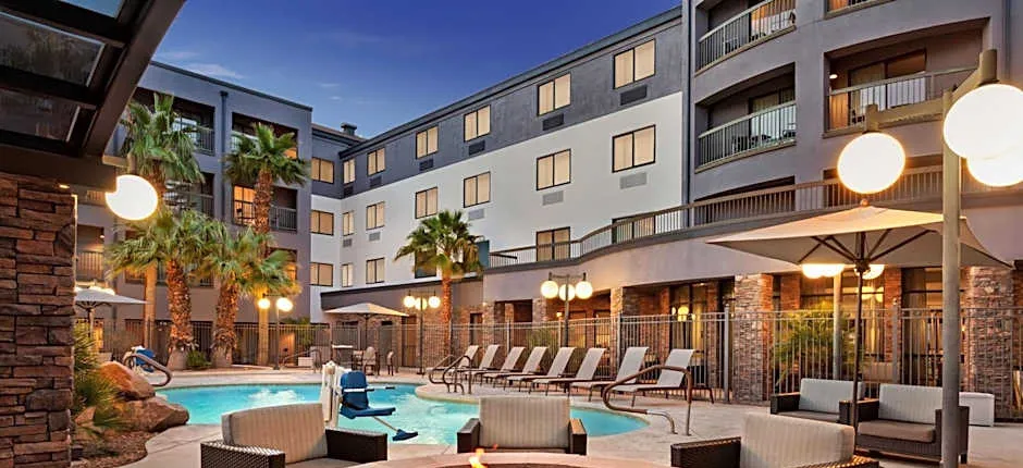 Courtyard By Marriott Las Vegas Stadium Area