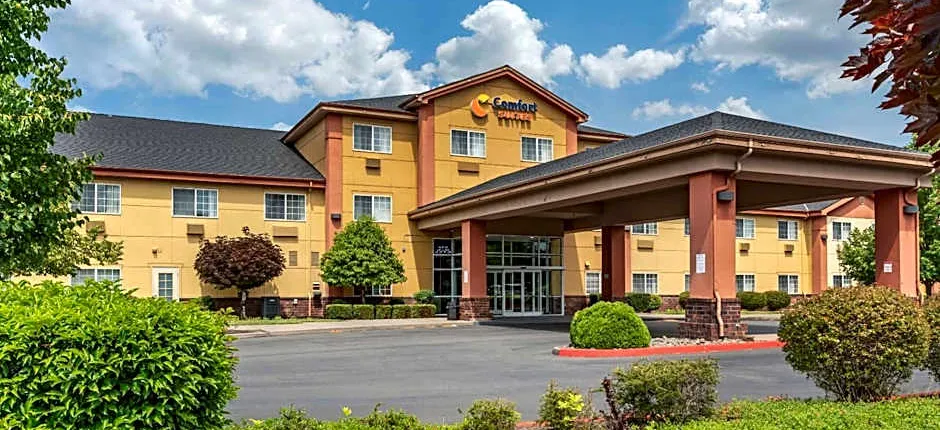 Comfort Suites Salem