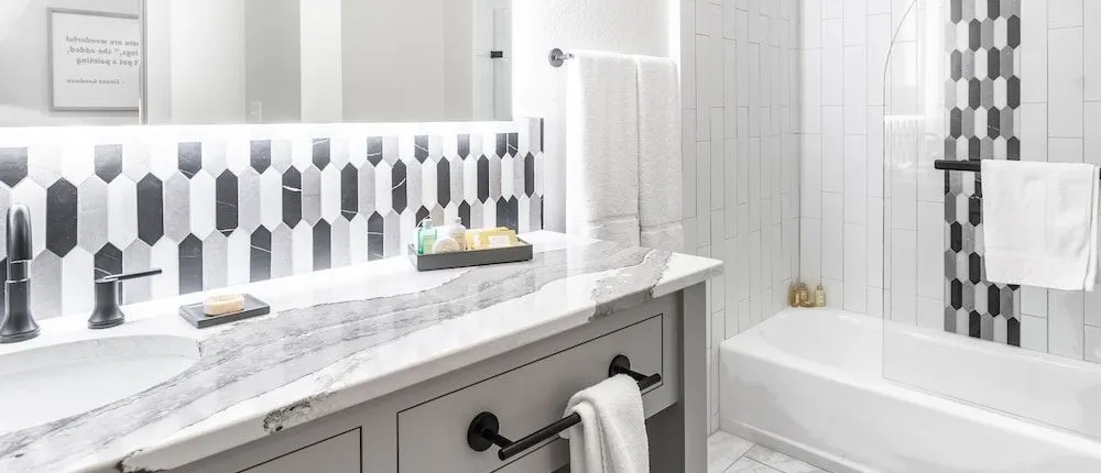 Millsap Suites by Pioneer Pocket Hotel