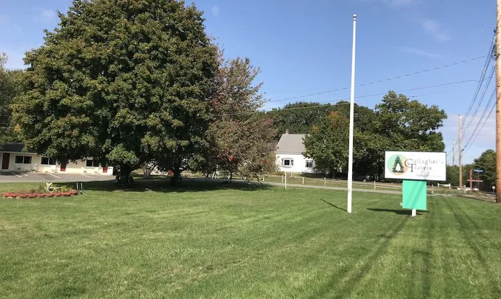 Gallaghers Travels Bar Harbor Motel & Cabins