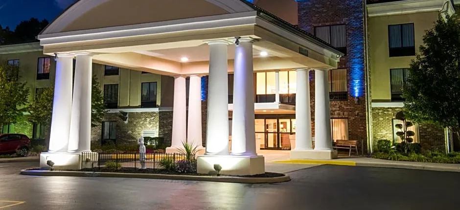 Holiday Inn Express Hotel & Suites Sharon-Hermitage