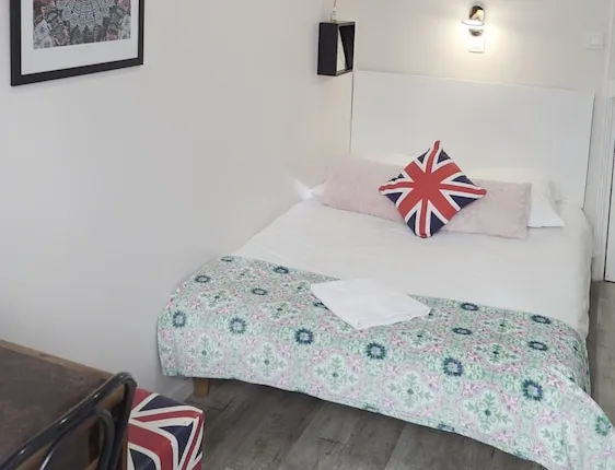 Hotel des Dames (ex Commodore)