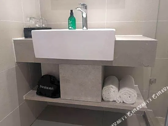 Home Inn Selected (Baotou Donghe People's Park, Airport)