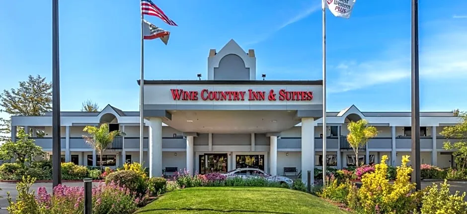 Best Western Plus Wine Country Inn & Suites