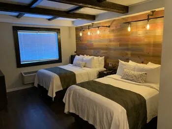 Cedar Stables Inn and Suites