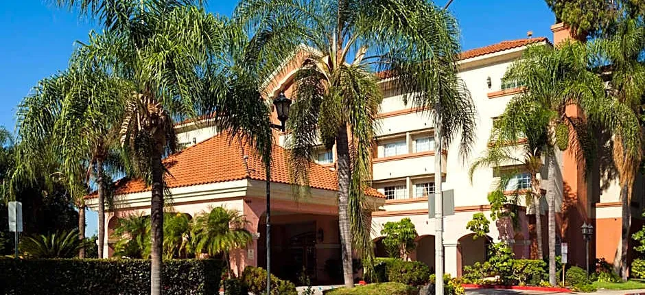 Ramada by Wyndham South El Monte