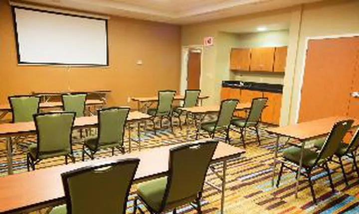 Fairfield Inn & Suites Muskogee