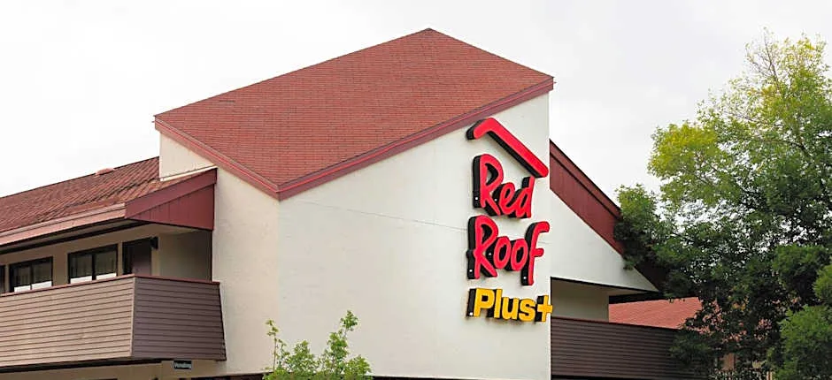 Red Roof PLUS+ Pittsburgh South - Airport