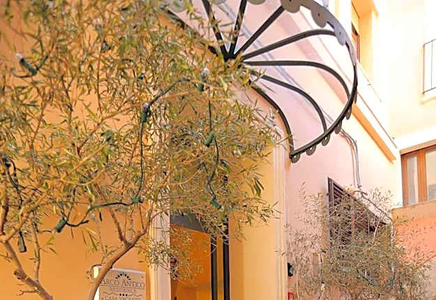 Residence Arco Antico