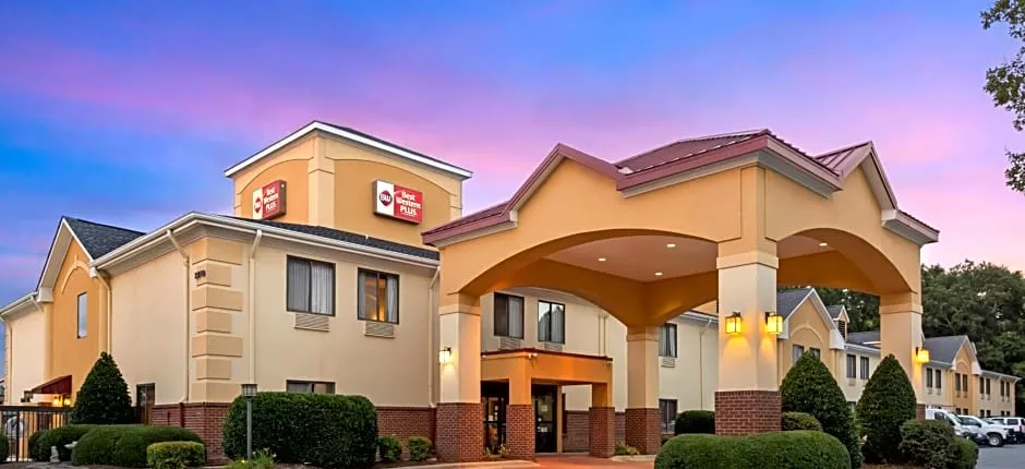 Best Western Plus Suites-Greenville