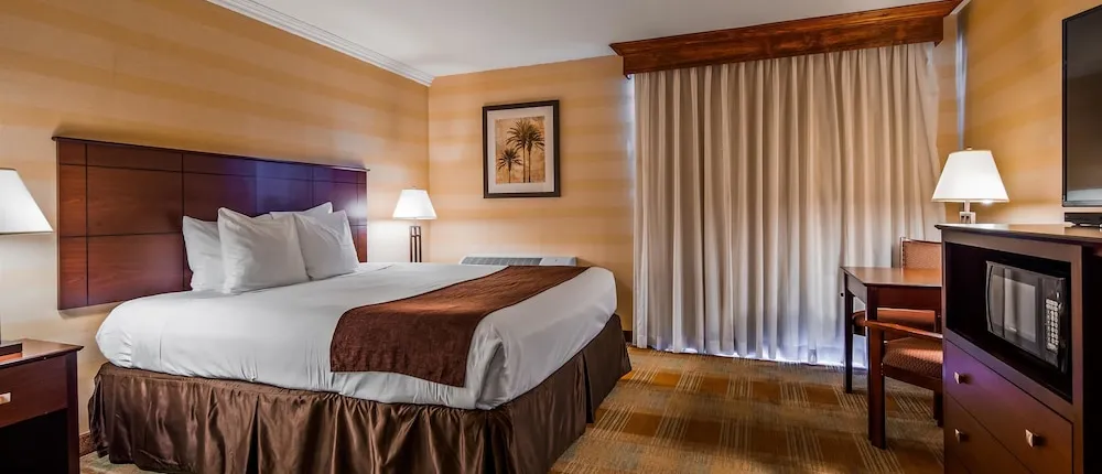 Best Western Date Tree Hotel