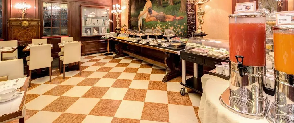 Hotel Romana Residence