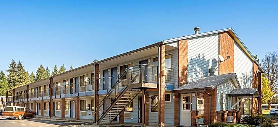 Super 8 by Wyndham Vancouver East