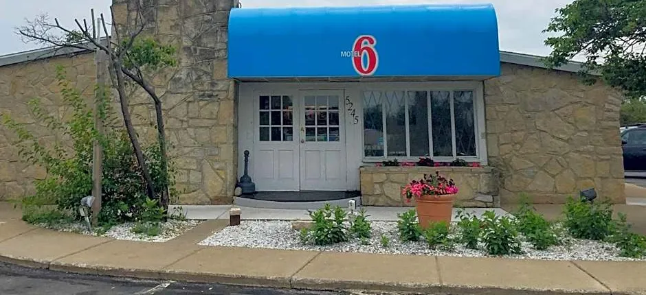 Motel 6-Hamburg, NY